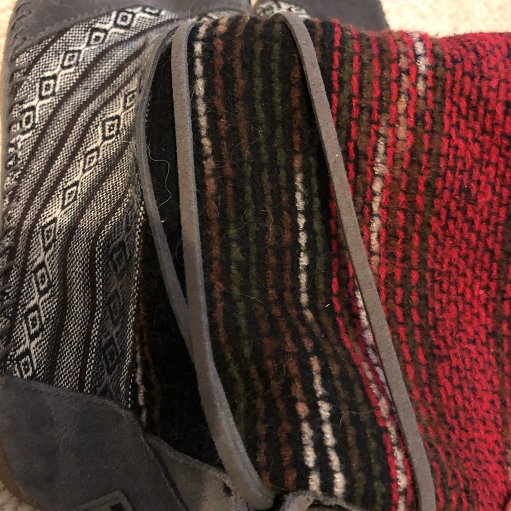 TOMS boots